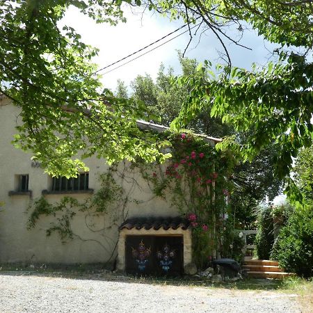 Dom L' Argo Appartement Reillanne Buitenkant foto