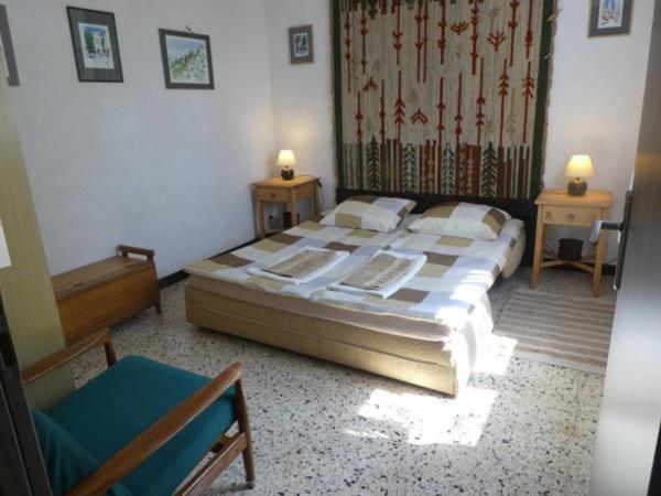 Dom L' Argo Appartement Reillanne Buitenkant foto