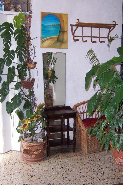 Dom L' Argo Appartement Reillanne Buitenkant foto